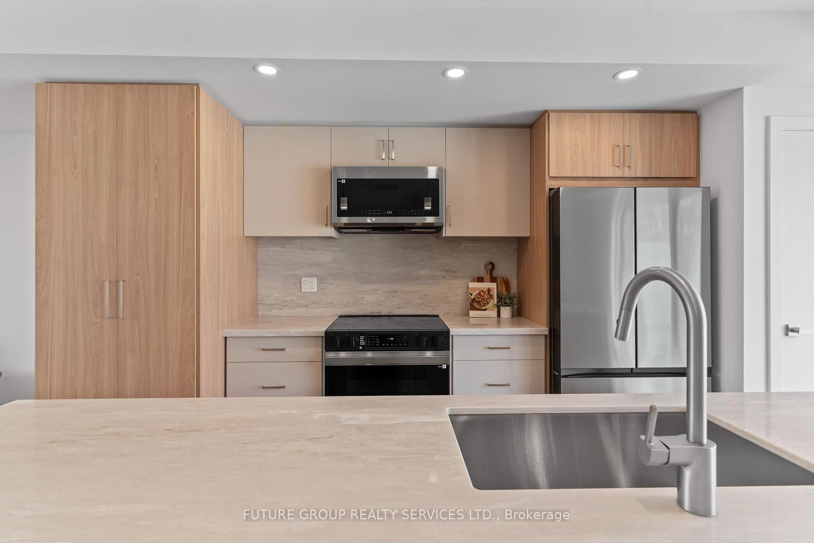 15 Acorn Avenue, Unit Unit 3 - Image 5