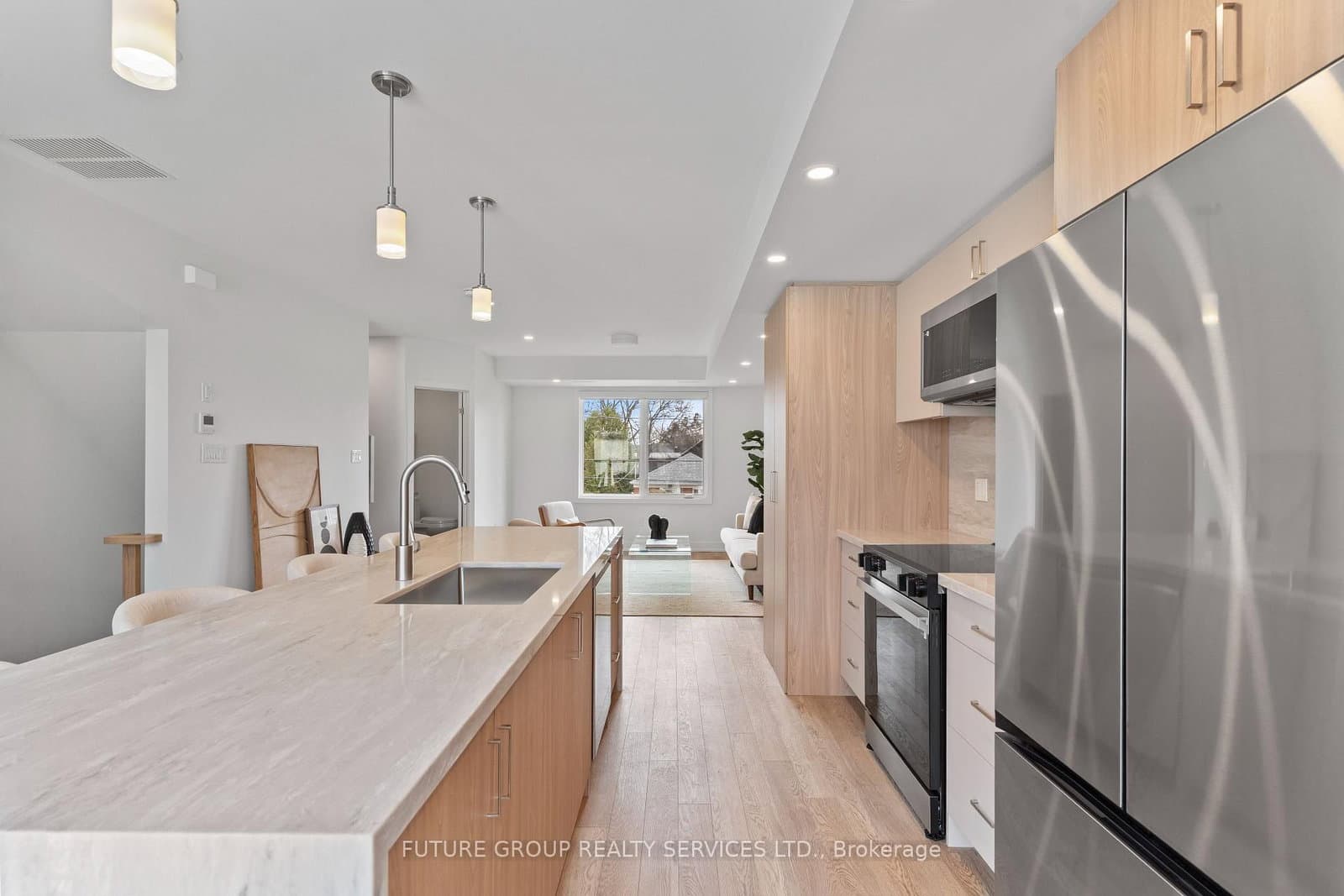 15 Acorn Avenue, Unit Unit 3 - Image 6