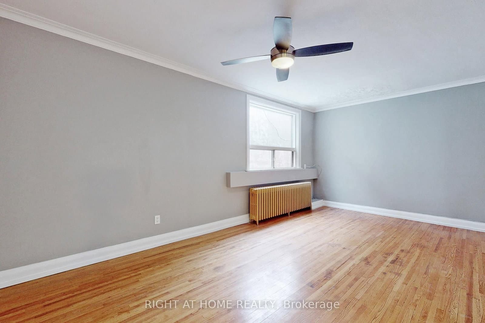 255 Lakeshore Road E, Unit #A - Image 6