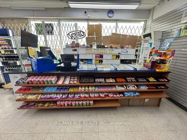 1116 Wilson Avenue - Image 3