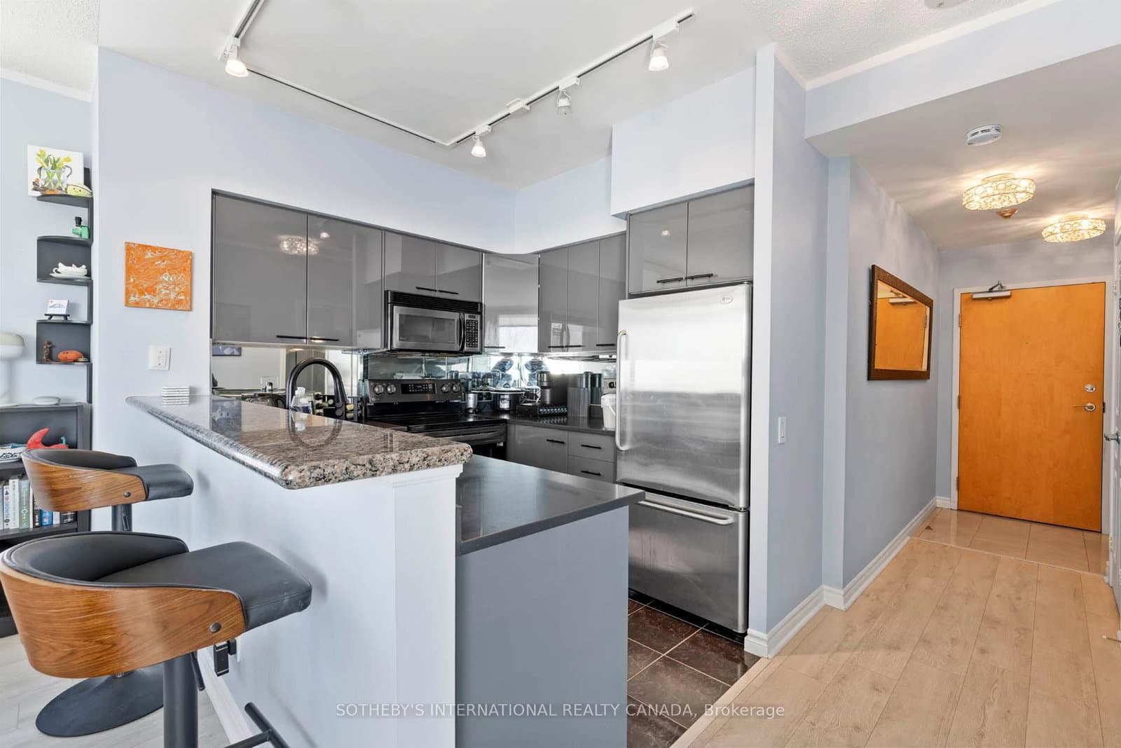 5 Marine Parade Drive, Unit 1013 - Image 6