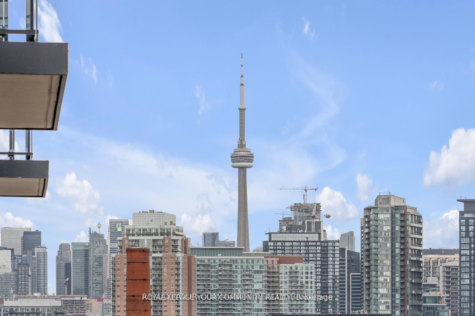 #1106 - 270 Dufferin Street