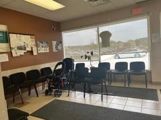 128 Queen Street S, Unit 4A - Image 4