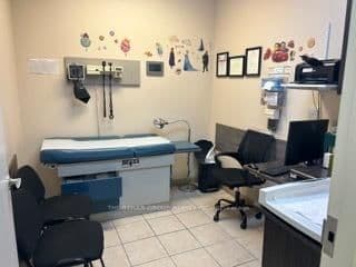 128 Queen Street S, Unit 4A - Image 5