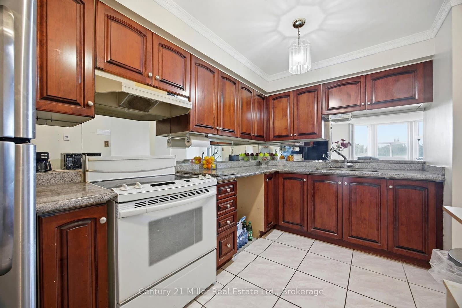 3845 Lake Shore Boulevard W, Unit 411 - Image 6