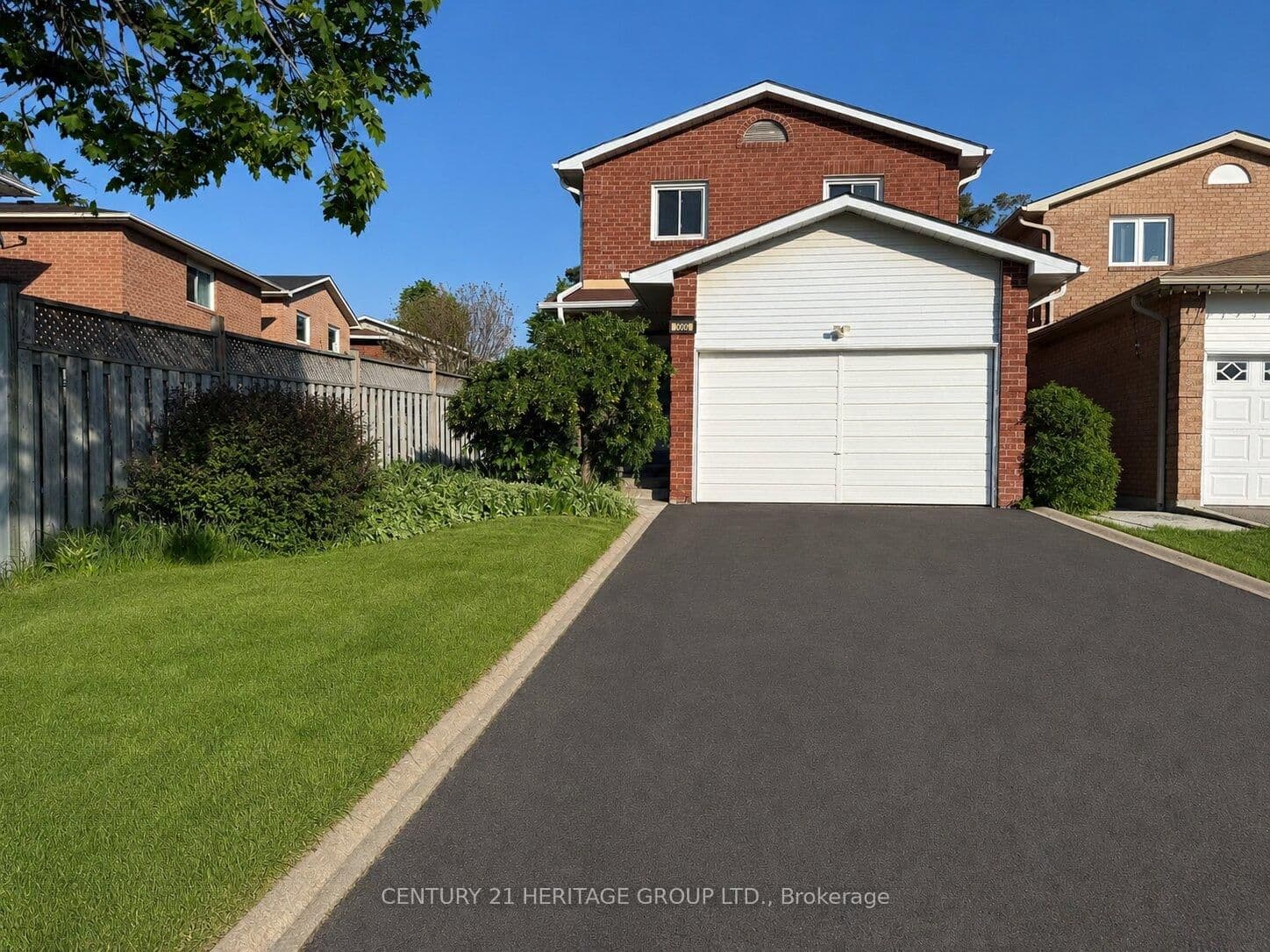 9 Corona Gate - Image 1