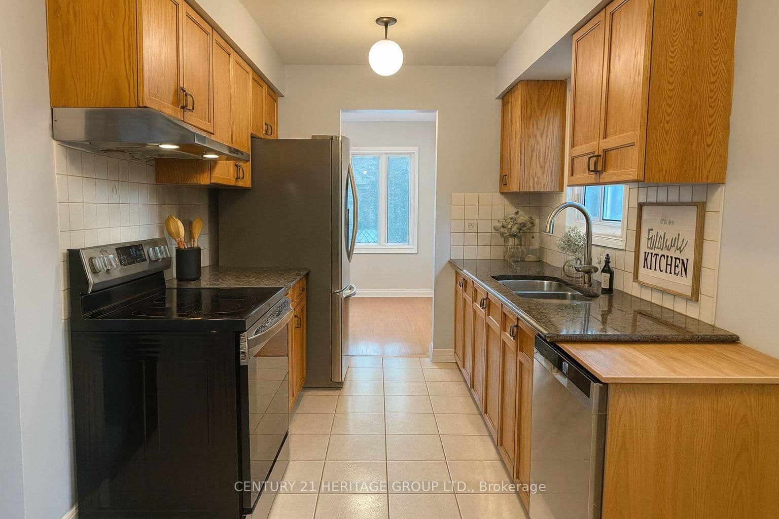 9 Corona Gate - Image 6