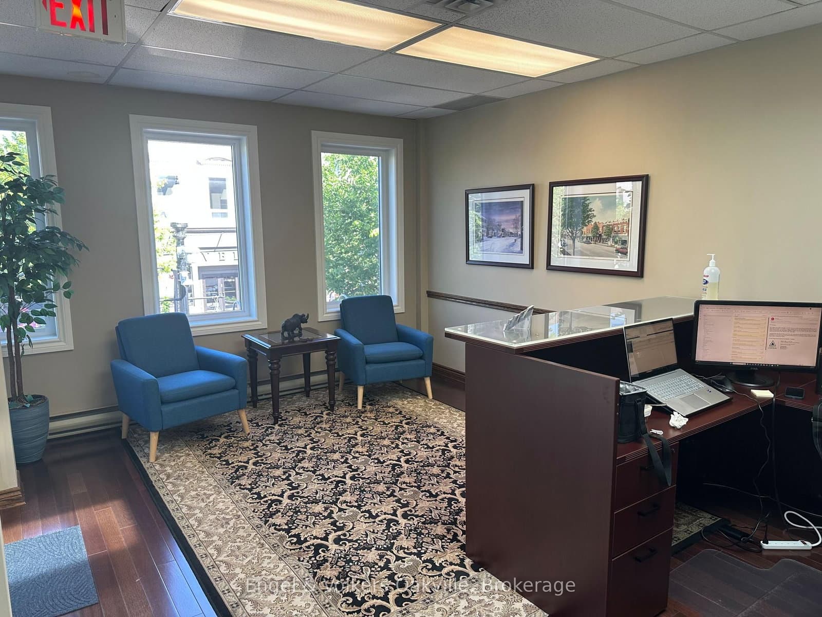 146 Lakeshore Road E, Unit 104 - Image 6