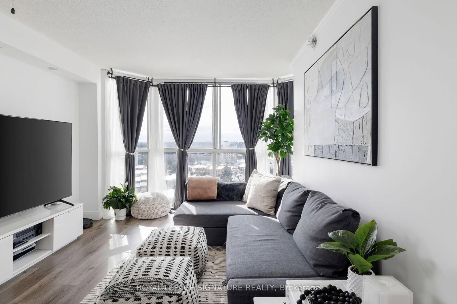 880 Dundas Street W, Unit 909 - Image 3