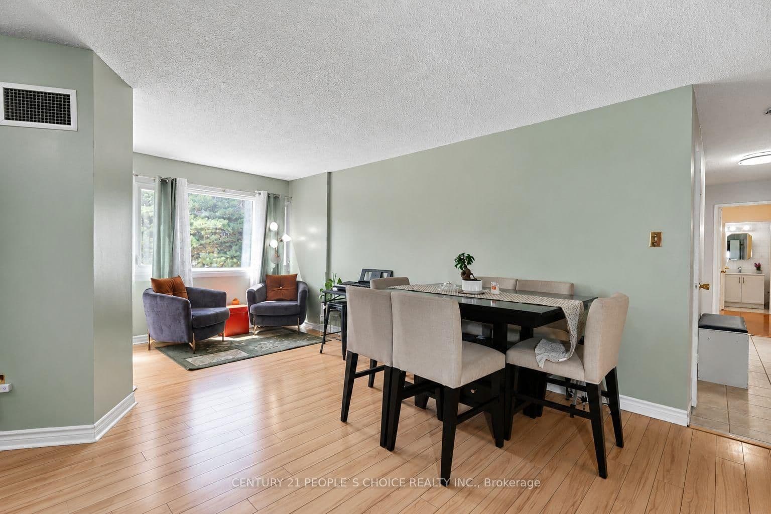 1580 Mississauga Valley Boulevard, Unit 207 - Image 1