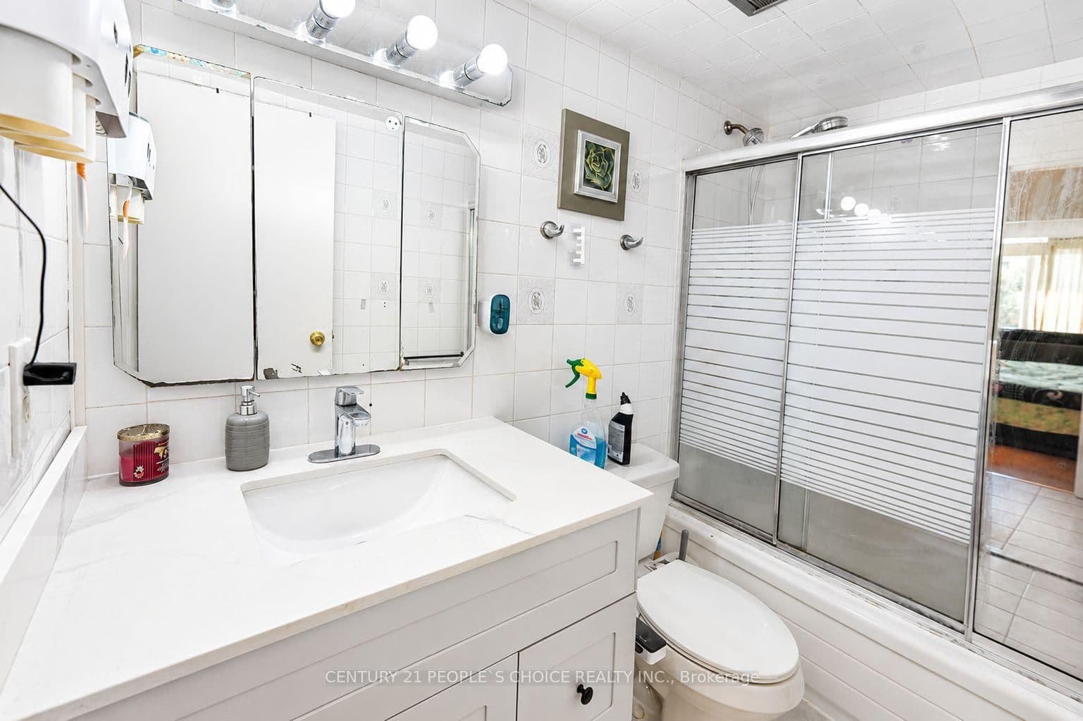 1580 Mississauga Valley Boulevard, Unit 207 - Image 6