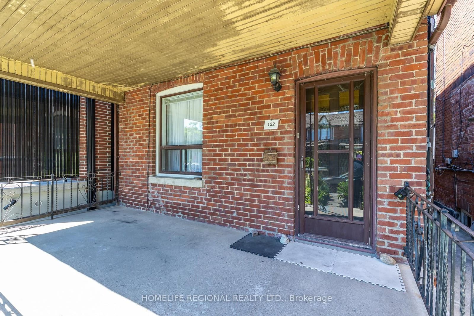 122 Emerson Avenue - Image 2