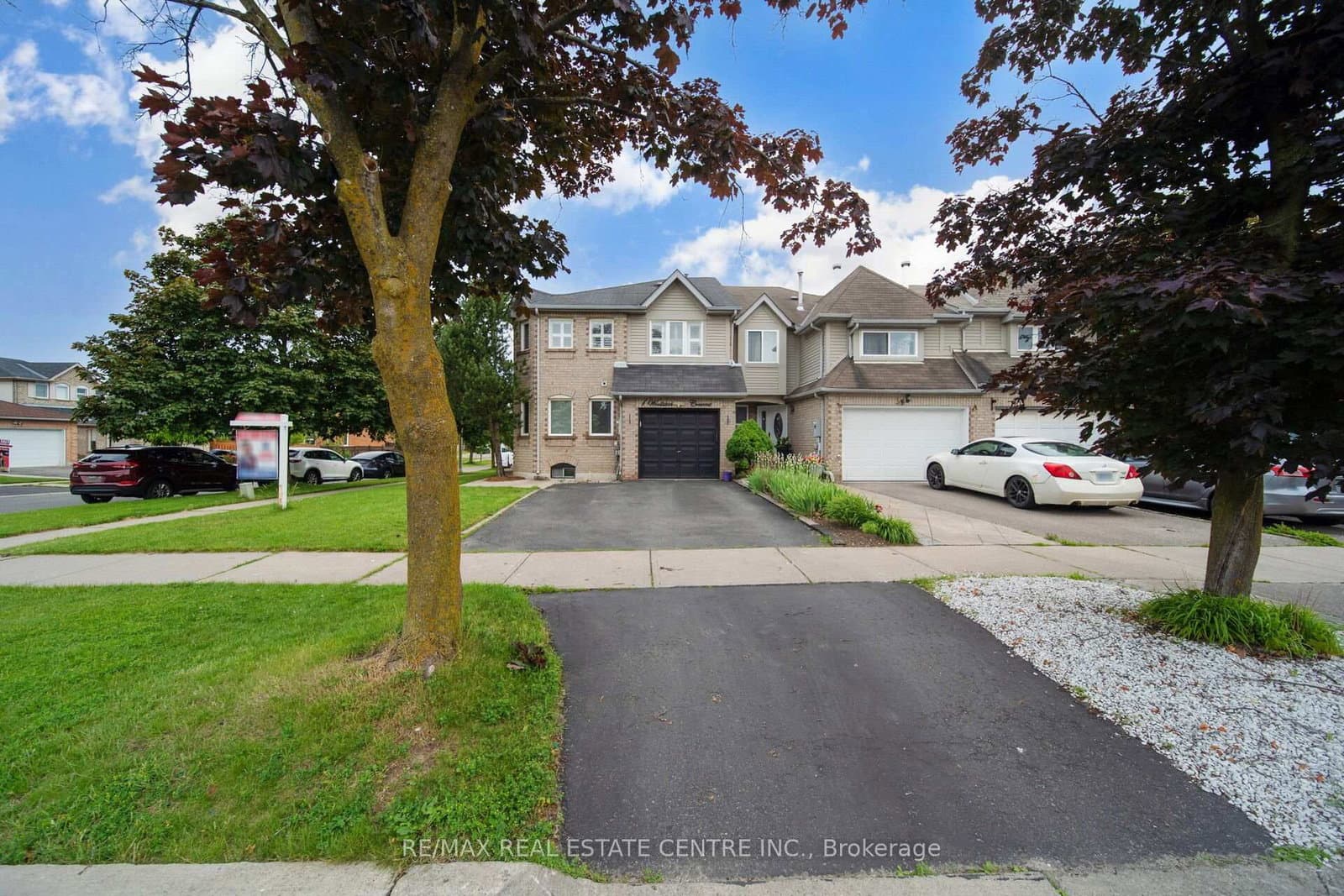 1 Wooliston Crescent - Image 2