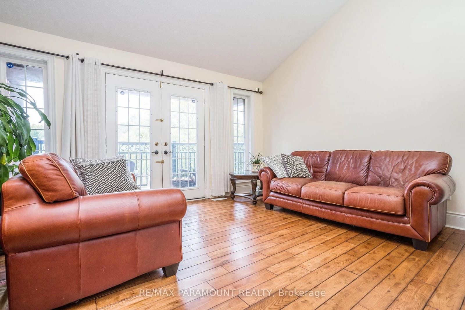 19 River Rock Crescent - Image 5