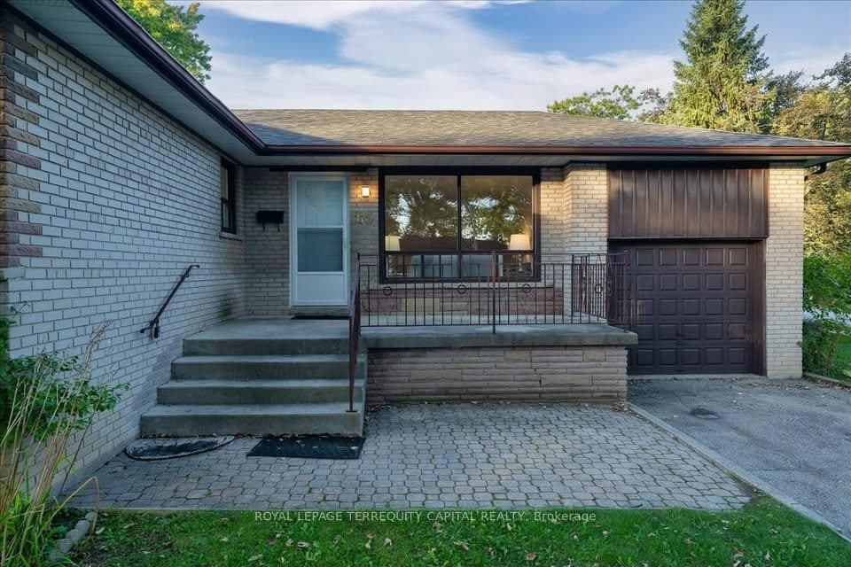 65 Glenmanor Drive, Unit Lower - Image 2