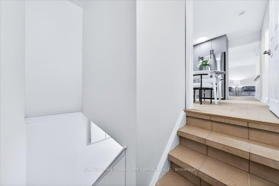 65 Glenmanor Drive, Unit Lower - Image 5