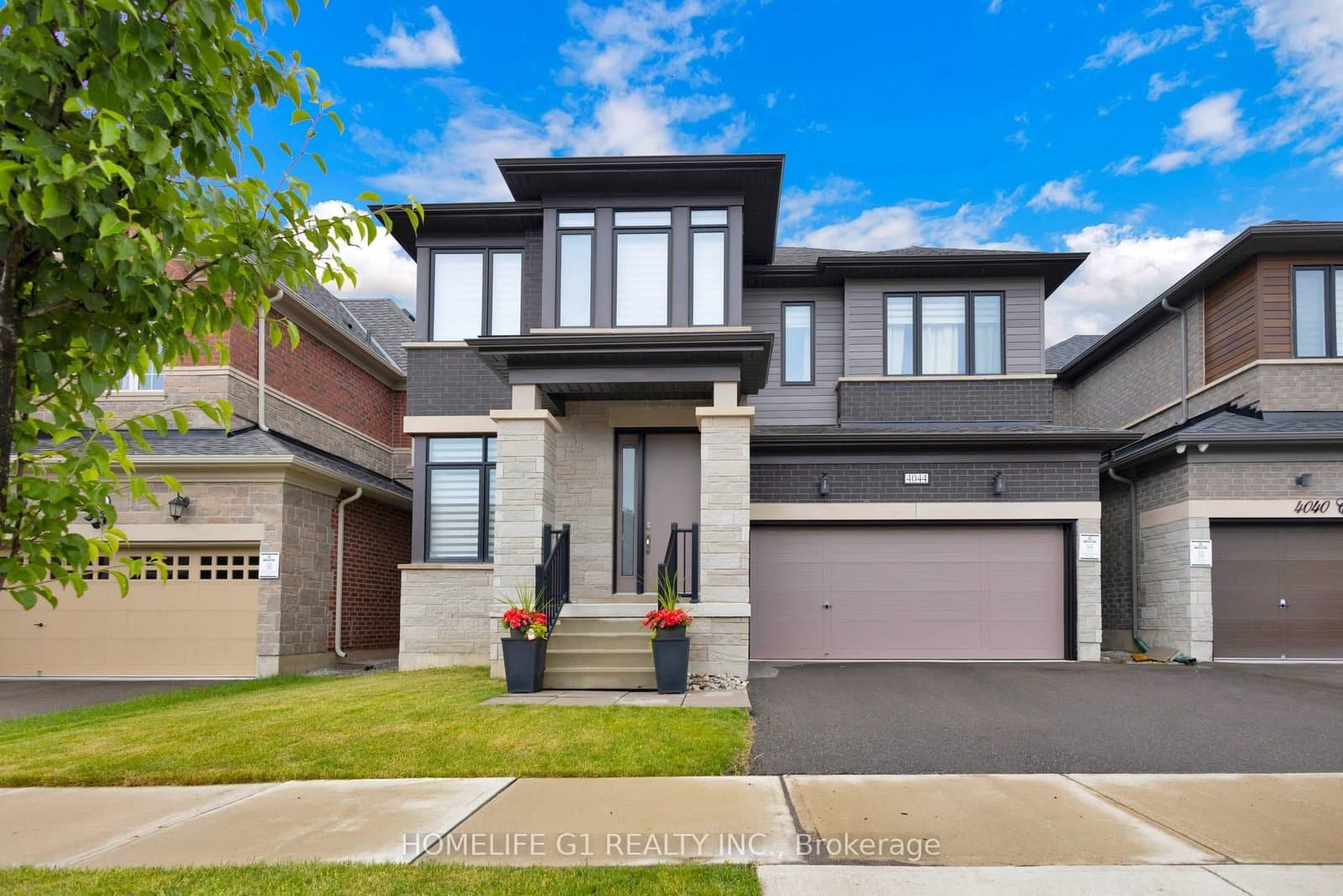 4044 Channing Crescent - Image 1