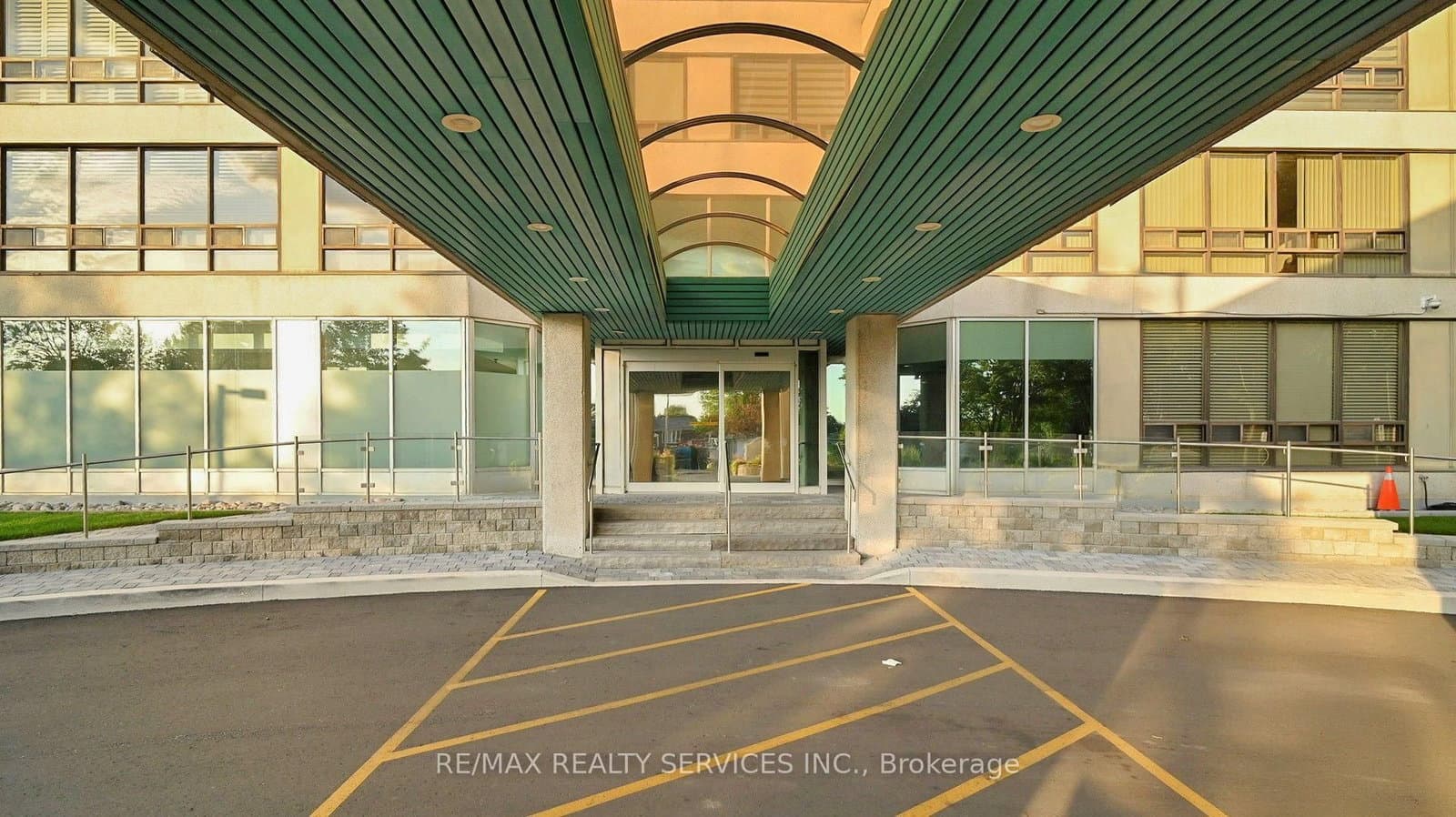 330 Mill Street S, Unit 508 - Image 4