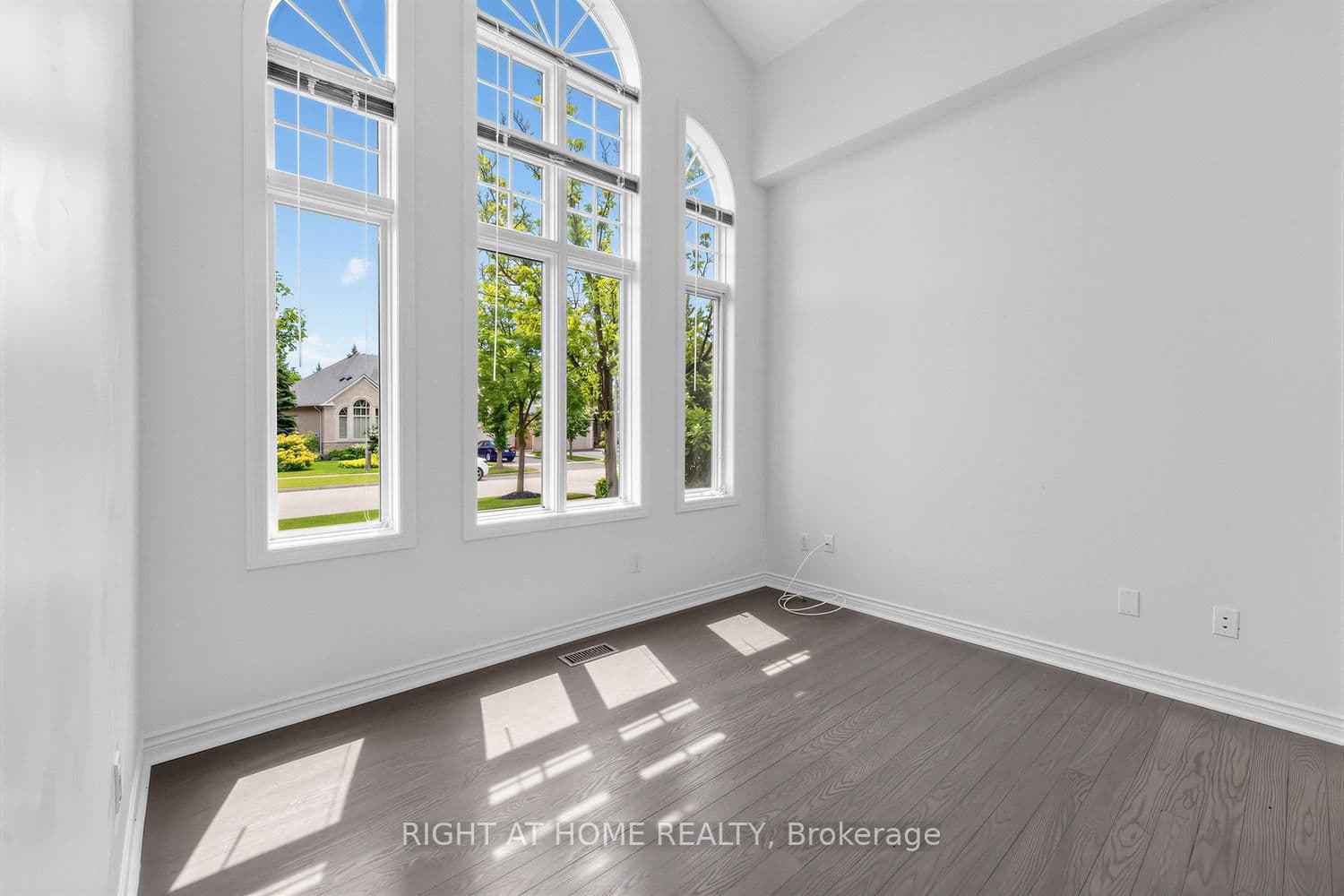 4145 Bonavista Crescent - Image 4