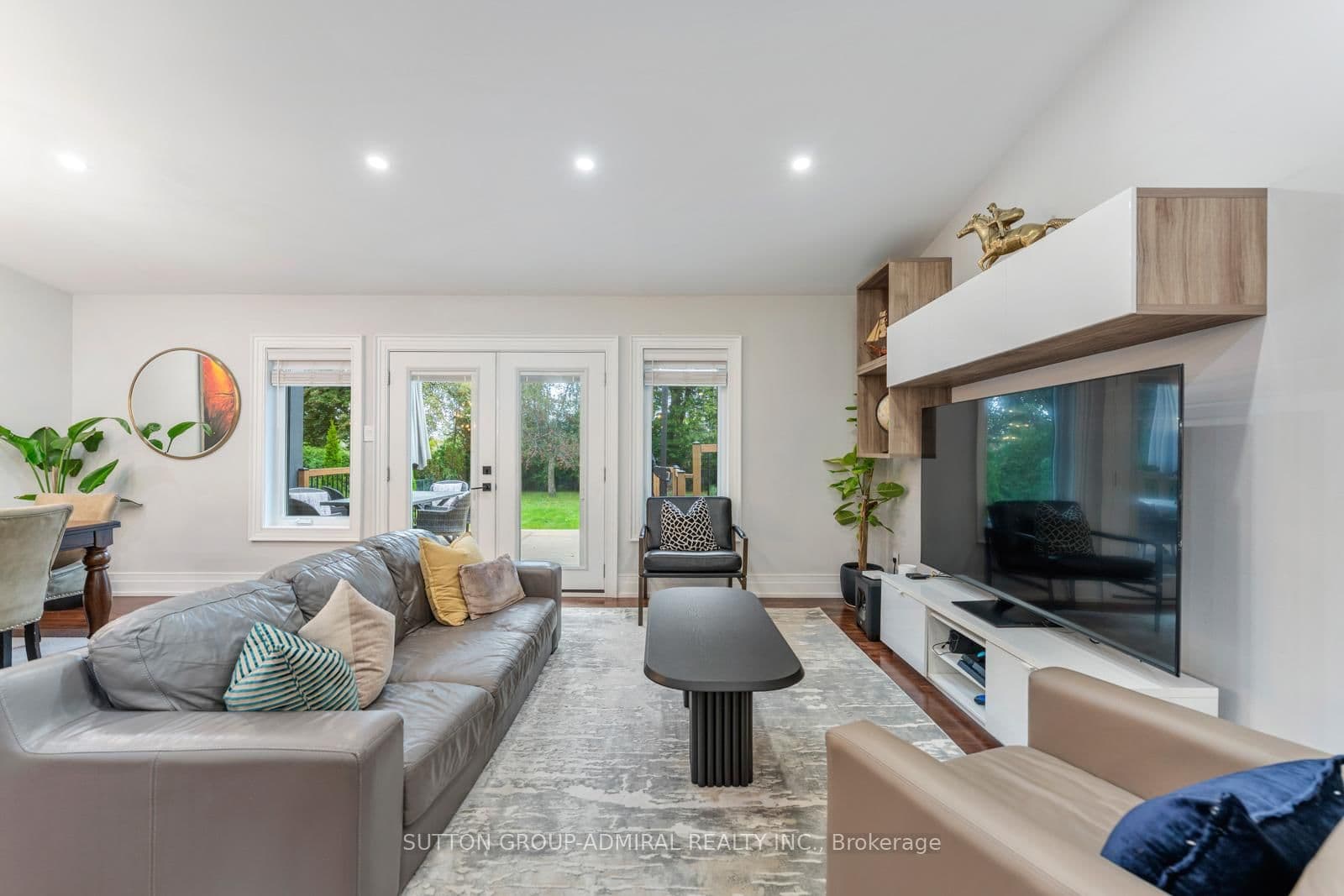 41 Waterford Drive - Image 3