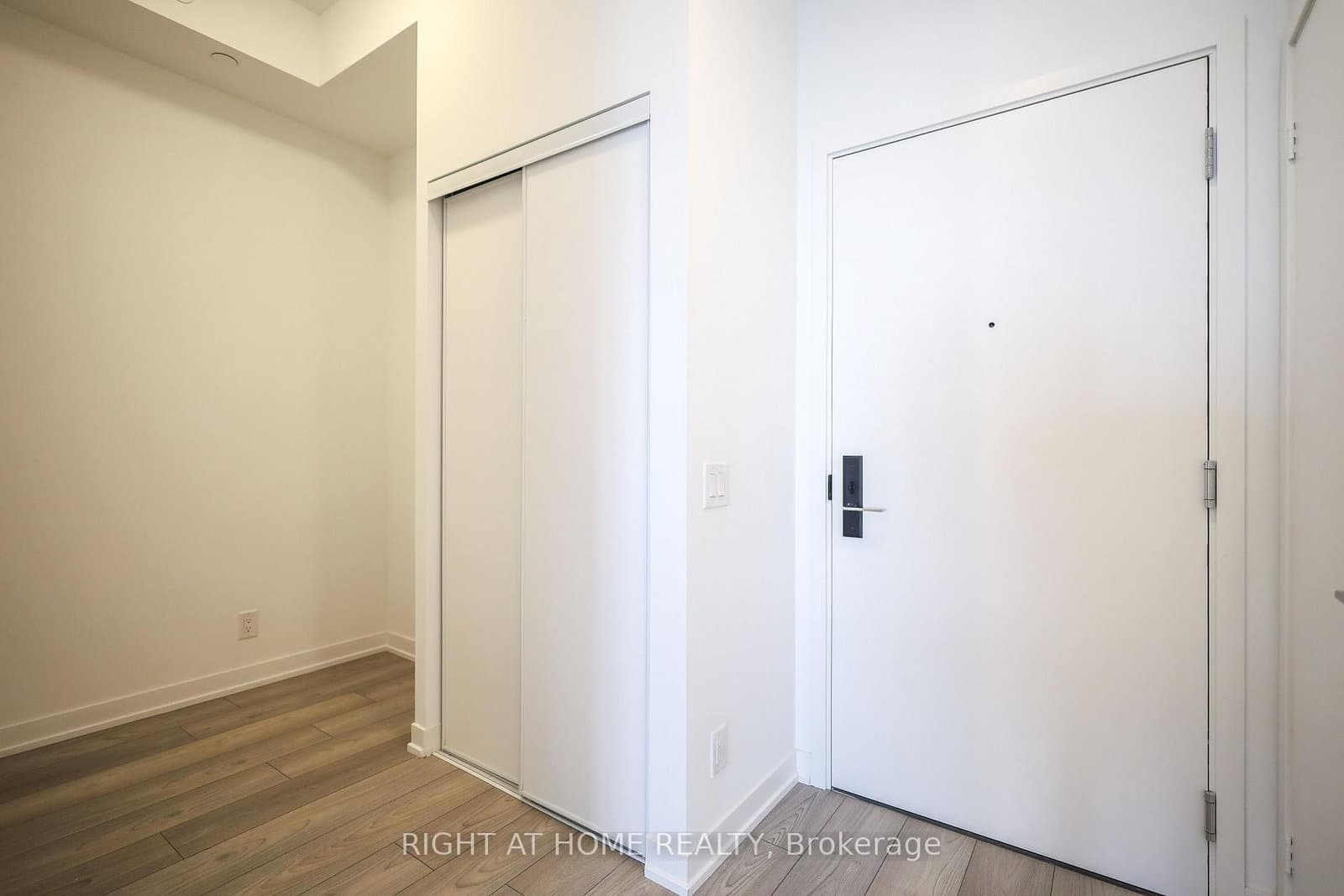 285 Dufferin Street, Unit 1209 - Image 6