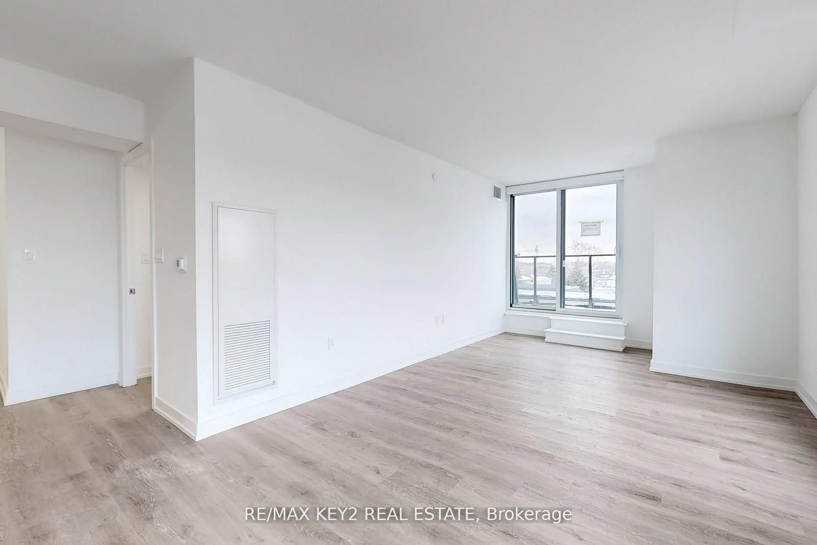 556 Marlee Avenue, Unit 425 - Image 5