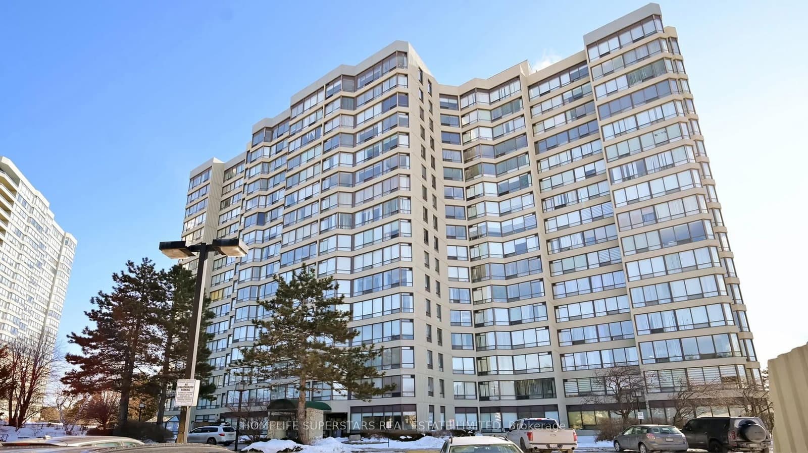 26 Hanover Road, Unit 301 - Image 3