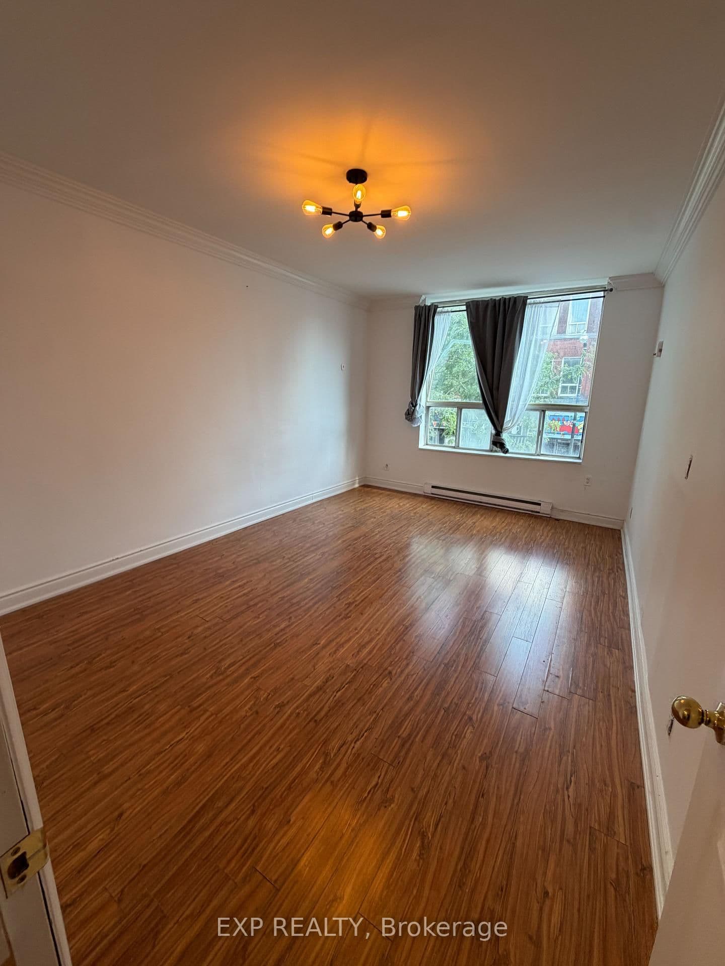 2878 Dundas Street W, Unit 1 - Image 6