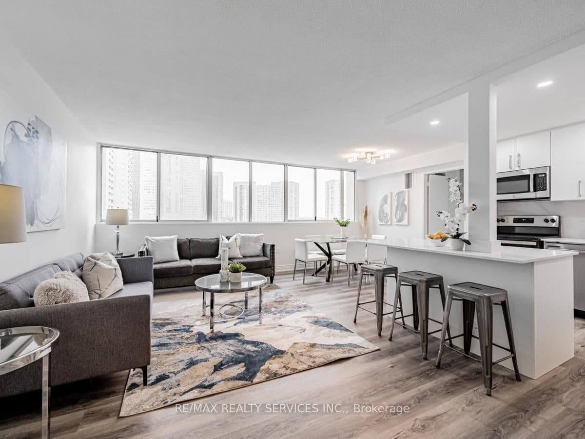 3590 Kaneff Crescent, Unit 1108 - Image 4
