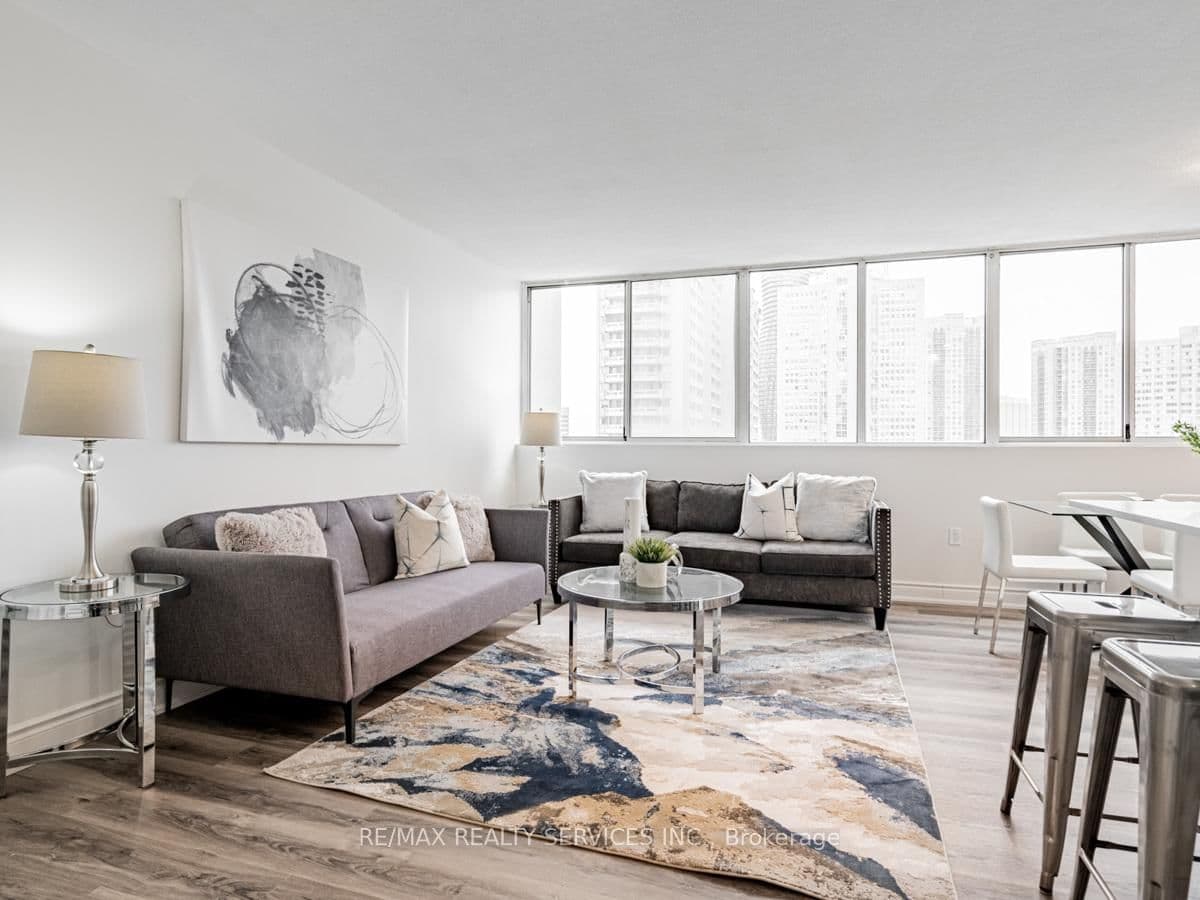 3590 Kaneff Crescent, Unit 1108 - Image 5