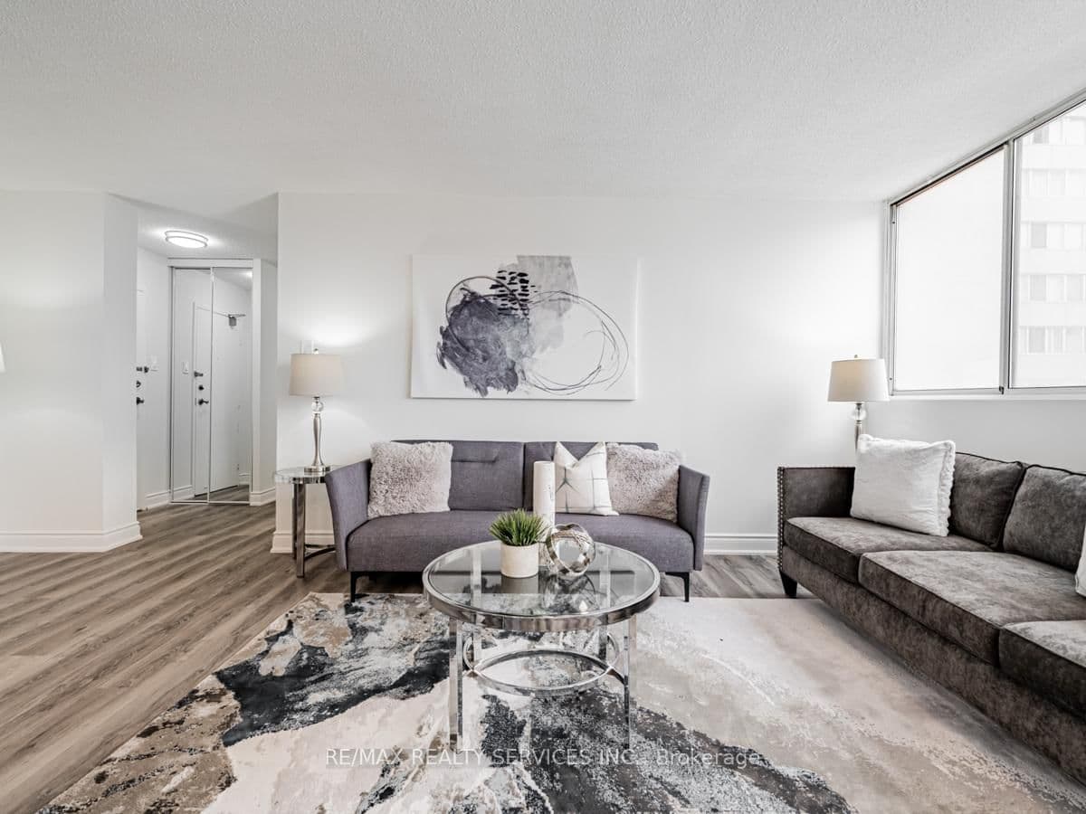 3590 Kaneff Crescent, Unit 1108 - Image 6