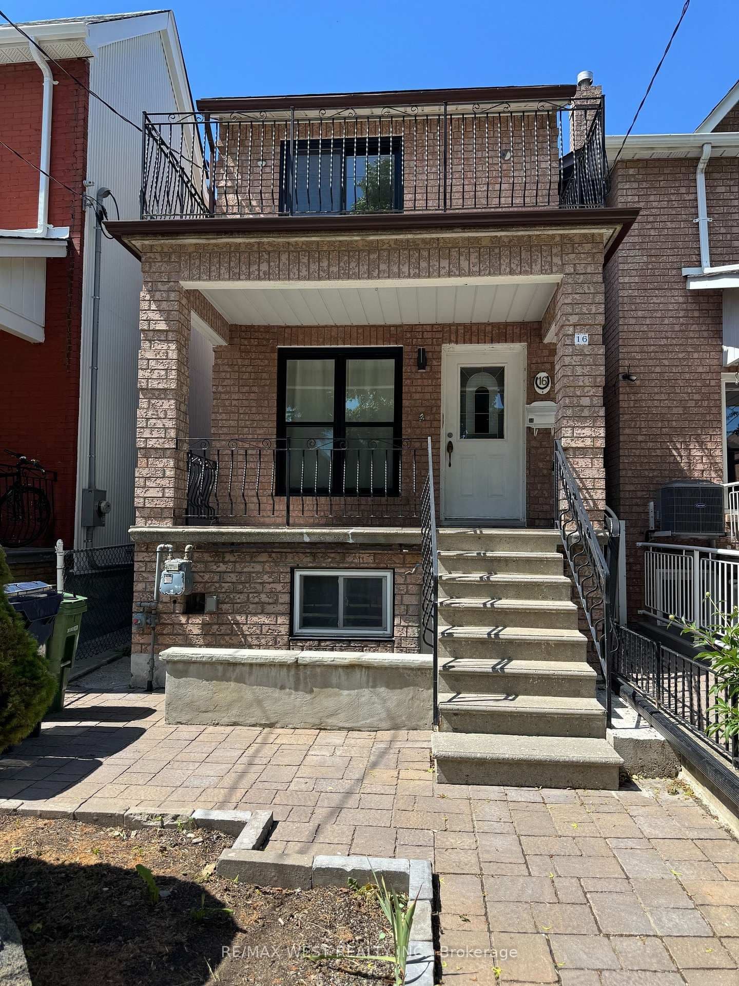 16 Armstrong Avenue - Image 1