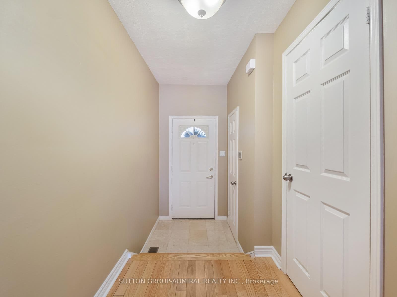385 The East Mall, Unit #60 - Image 2