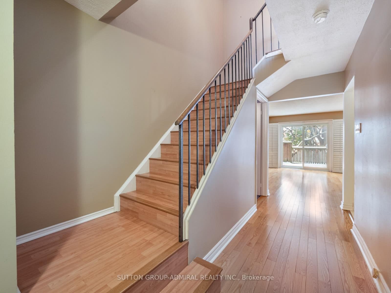 385 The East Mall, Unit #60 - Image 3