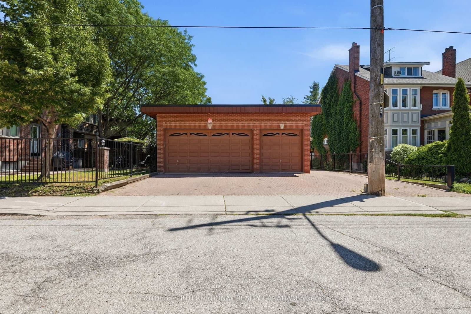 376 Sunnyside Avenue - Image 4