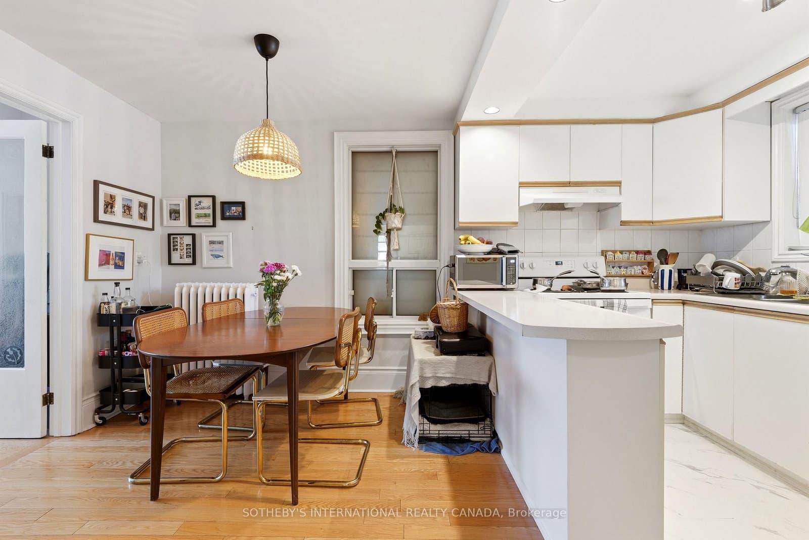 376 Sunnyside Avenue - Image 5