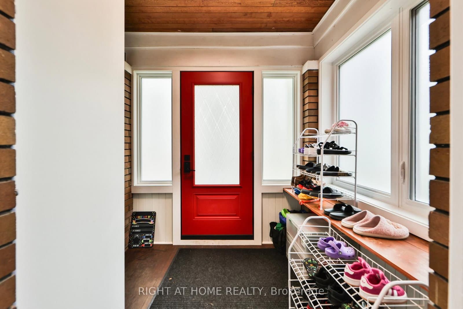 90 MILL Street S - Image 5