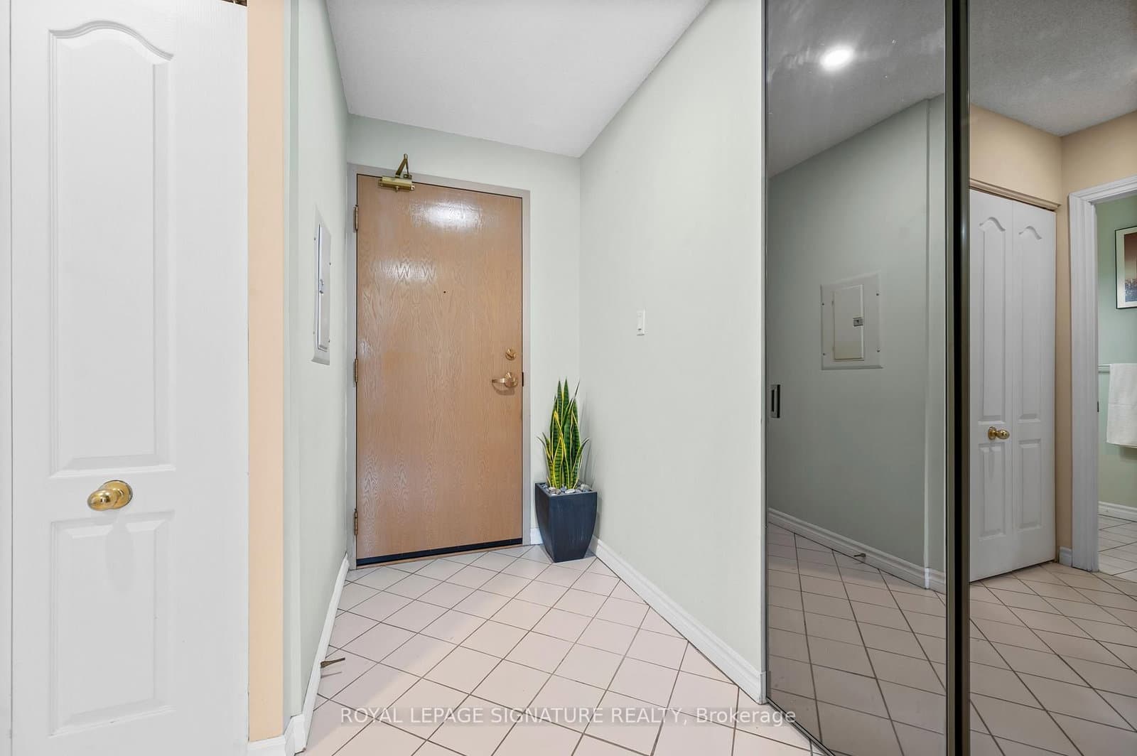 3 Dayspring Circle, Unit 205 - Image 5