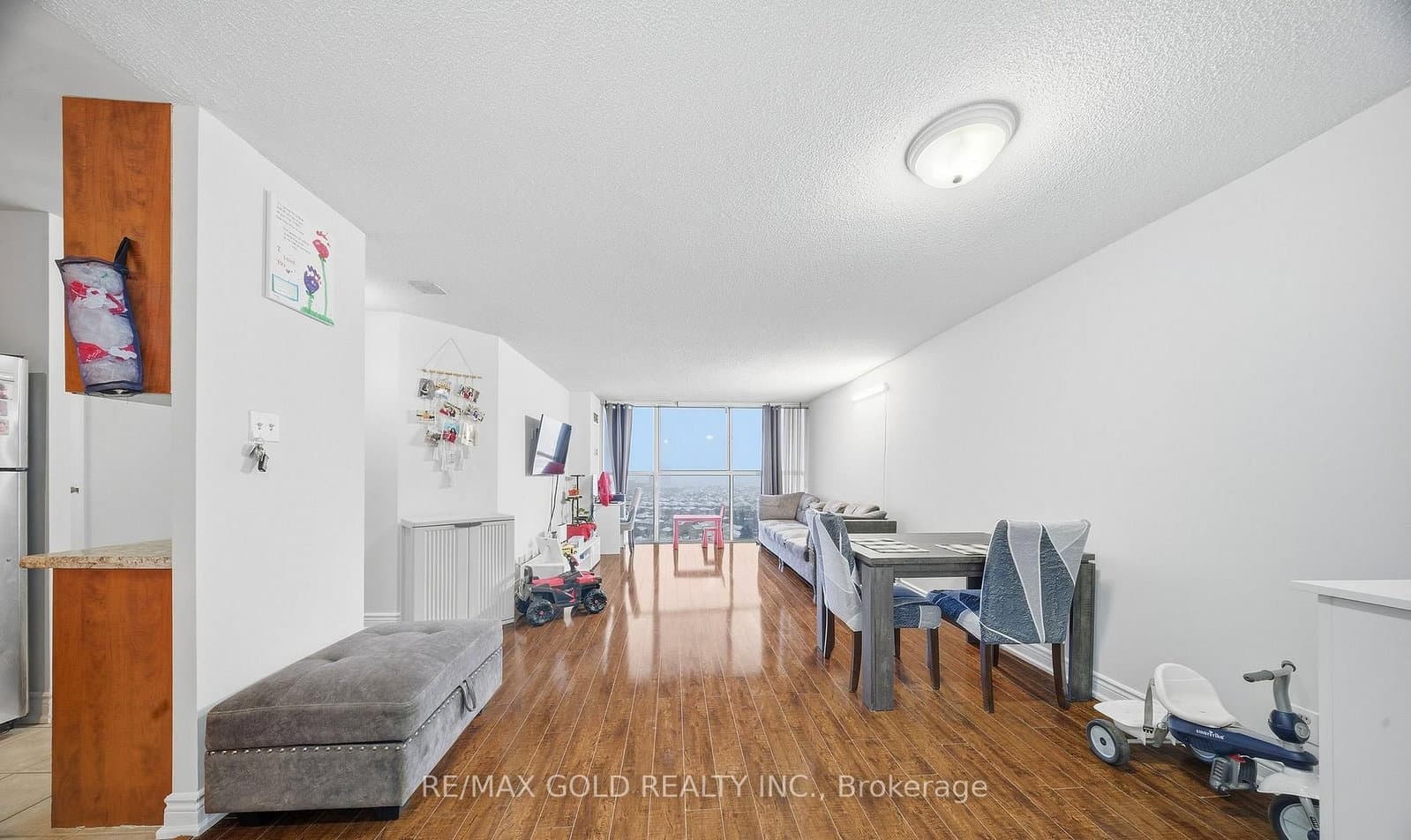 35 Trailwood Drive, Unit 1112 - Image 6