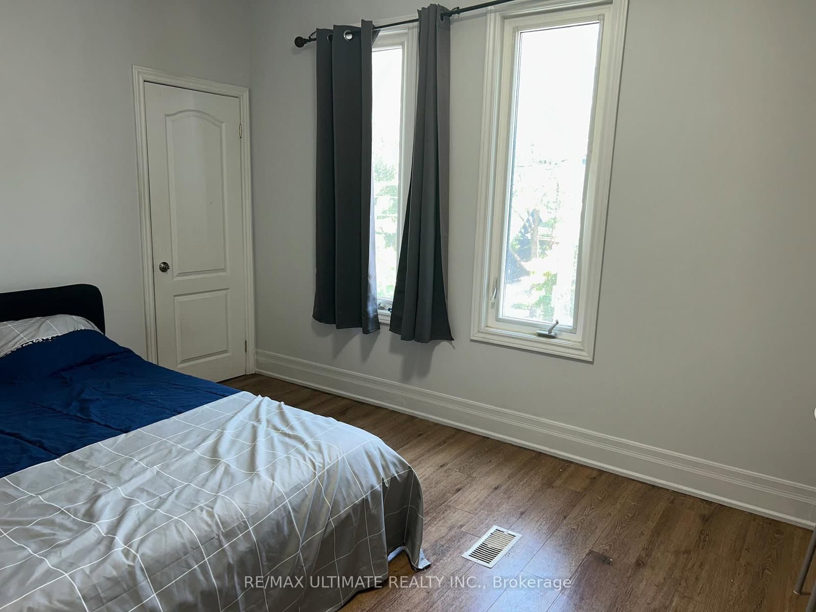 120 Lansdowne Avenue, Unit 2nd Floor - Image 6