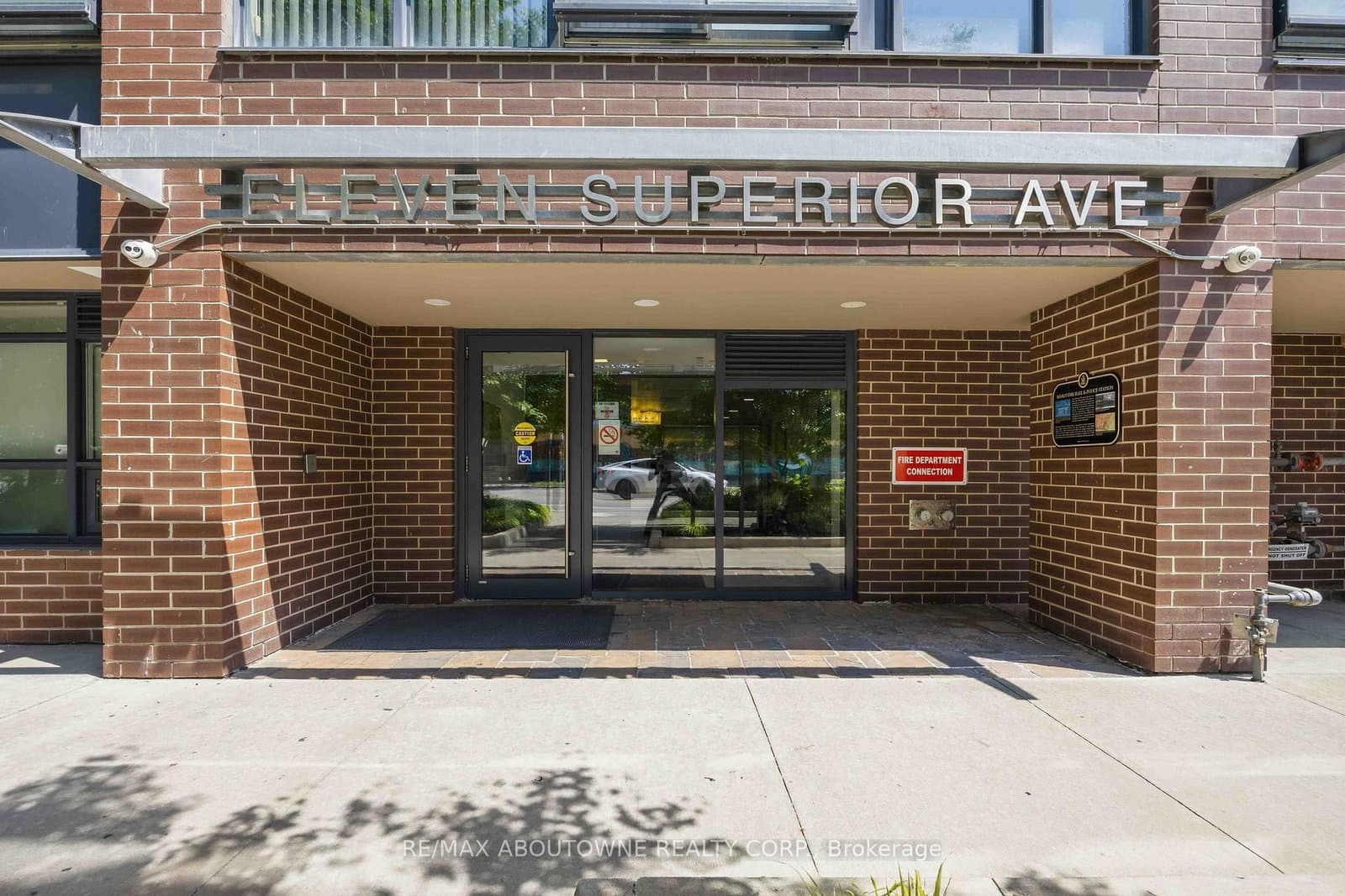 11 Superior Avenue, Unit 904 - Image 2