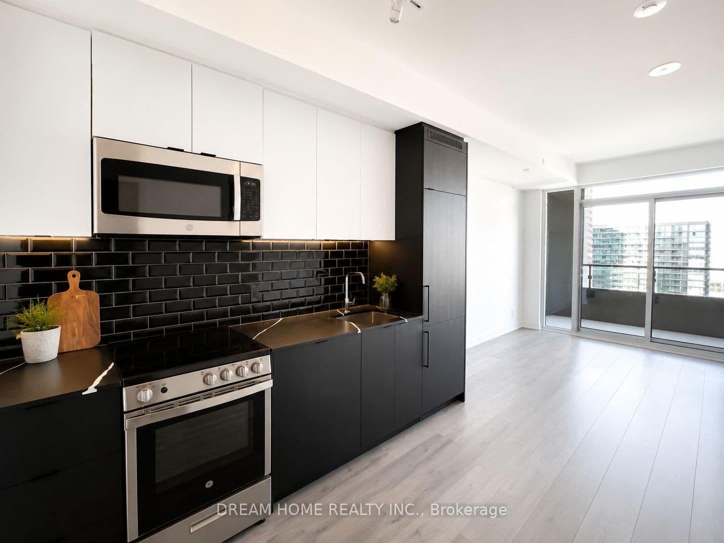 285 Dufferin Street, Unit 810 - Image 3