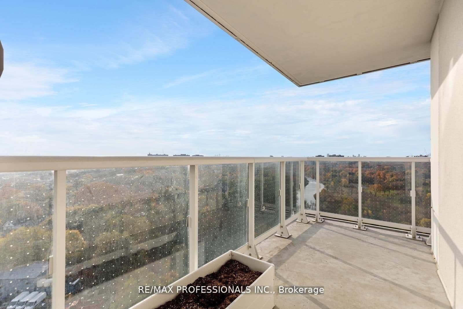 10 Wilby Crescent, Unit 1603 - Image 6