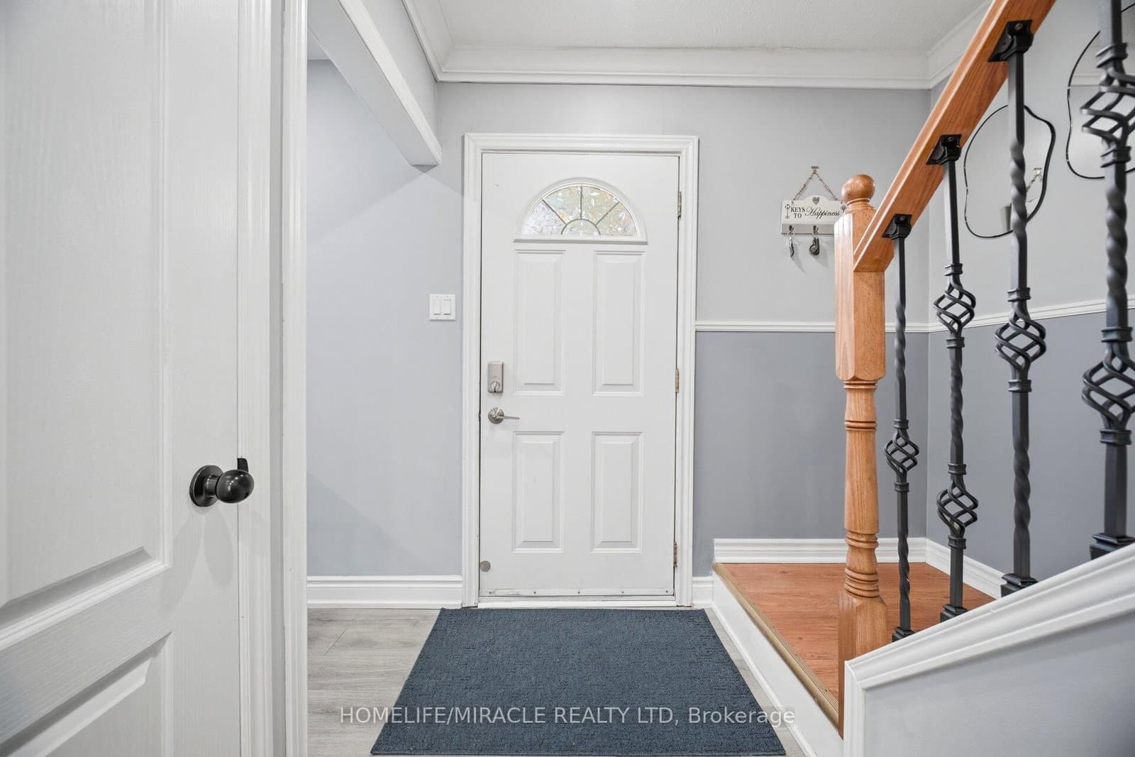 57 Hansen Road N, Unit 16 - Image 5