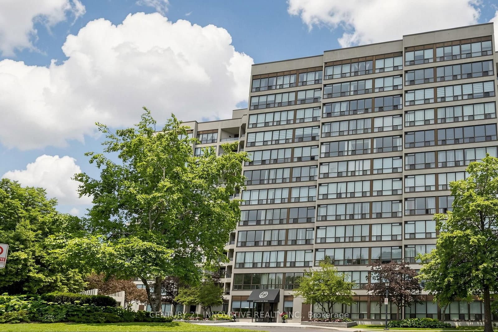 12 NE Laurelcrest Street, Unit 912 - Image 2