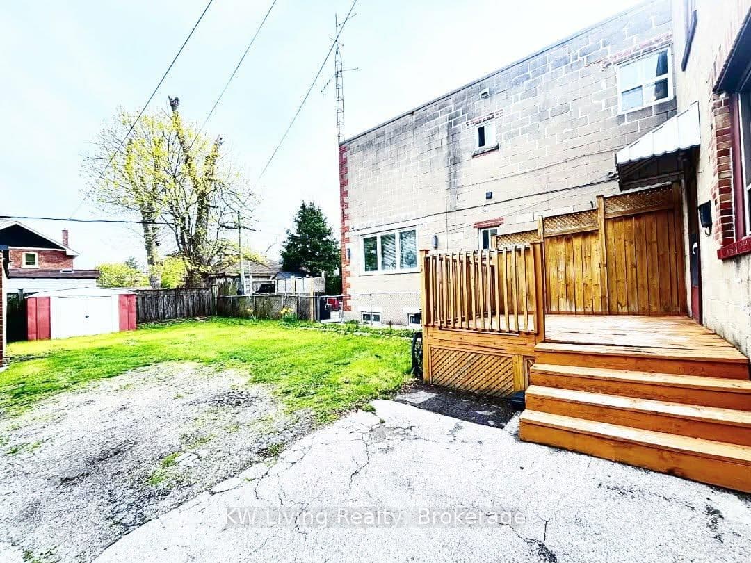 3339 Lake Shore Boulevard W - Image 5