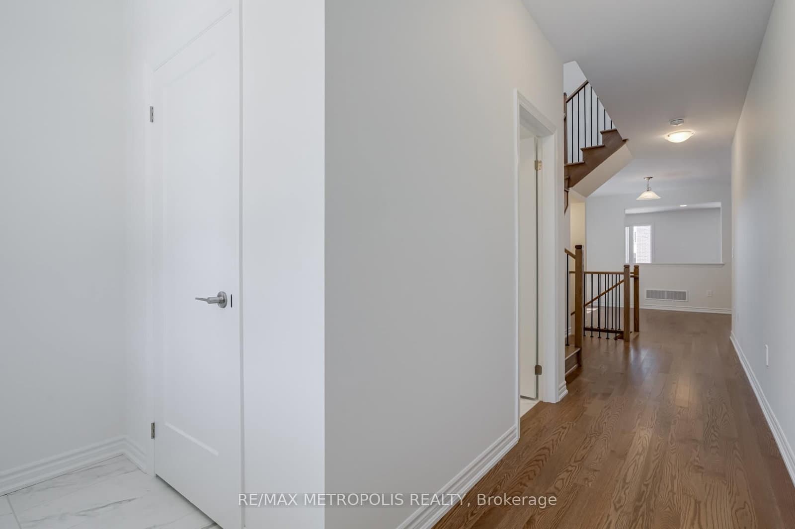 1481 Buttercup Court - Image 6