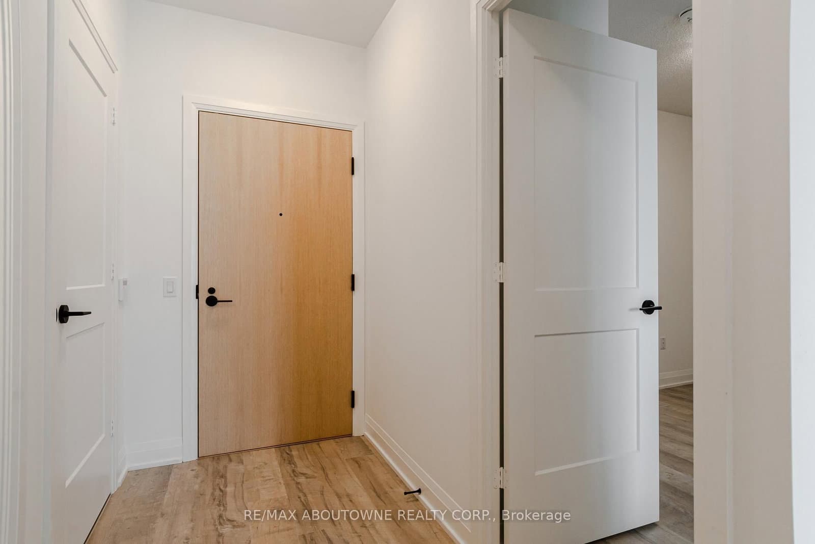 50 George Butchart Drive, Unit 814 - Image 5
