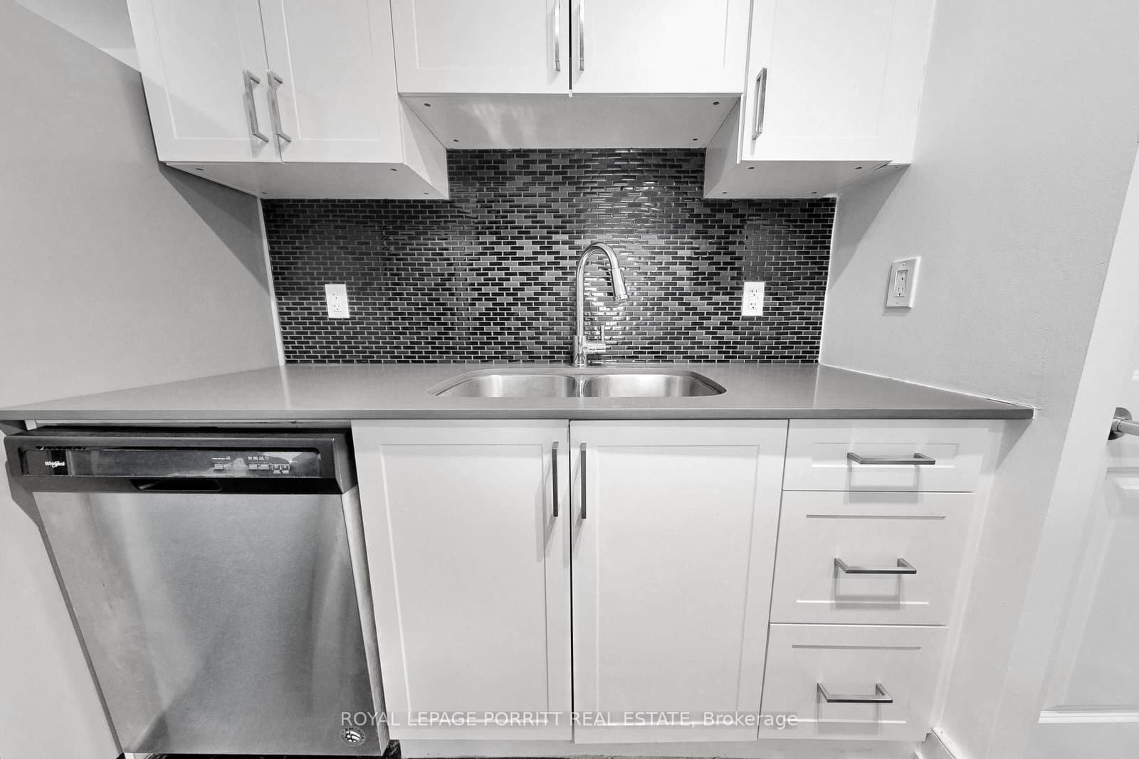 4 Superior Avenue, Unit 8 - Image 6