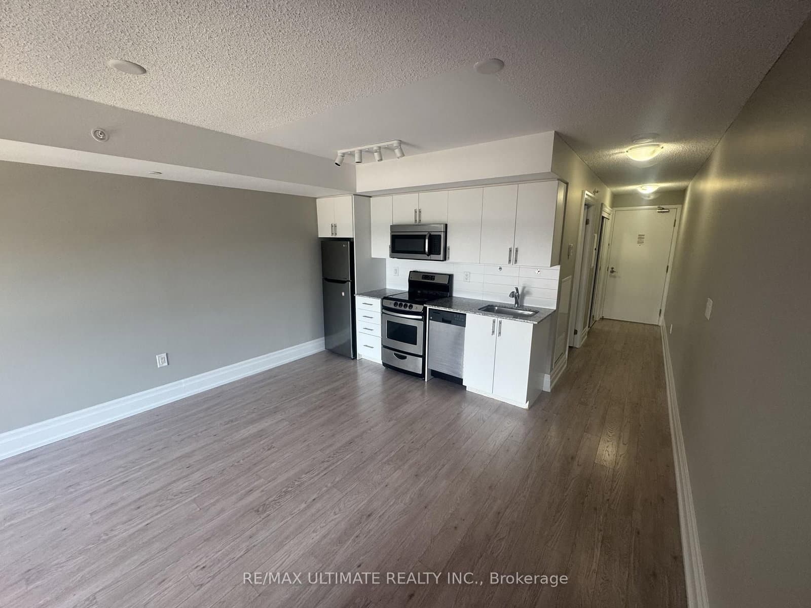 800 Lawrence Avenue W, Unit 516 - Image 4